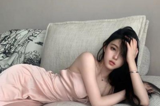 两女侍一夫45年、自愿堕胎还绝育；整容脸小花勾搭上女金主？